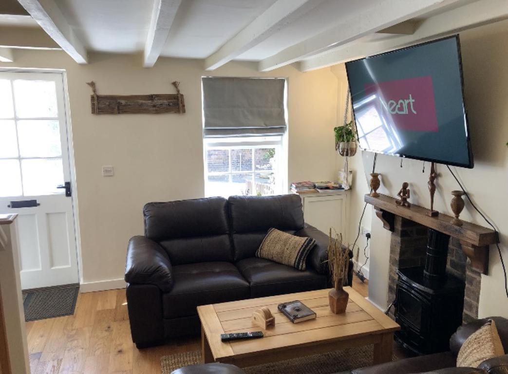 Bramble Cottage With Free Parking 브리지노스 외부 사진